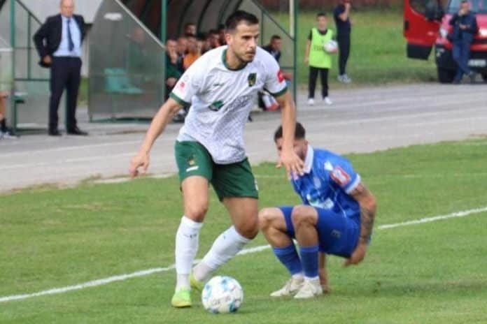 Defanzivac napustio niželigaša i vratio se u Australiju: 1669171842 Defanzivac Napustio Nizeligasa I Vratio Se U Australiju Pravi Primjer