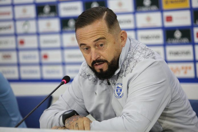 Edis Mulalić oduševljen timskim duhom u ekipi: Beganović igra sa Edis Mulalic Odusevljen Timskim Duhom U Ekipi Beganovic Igra Sa