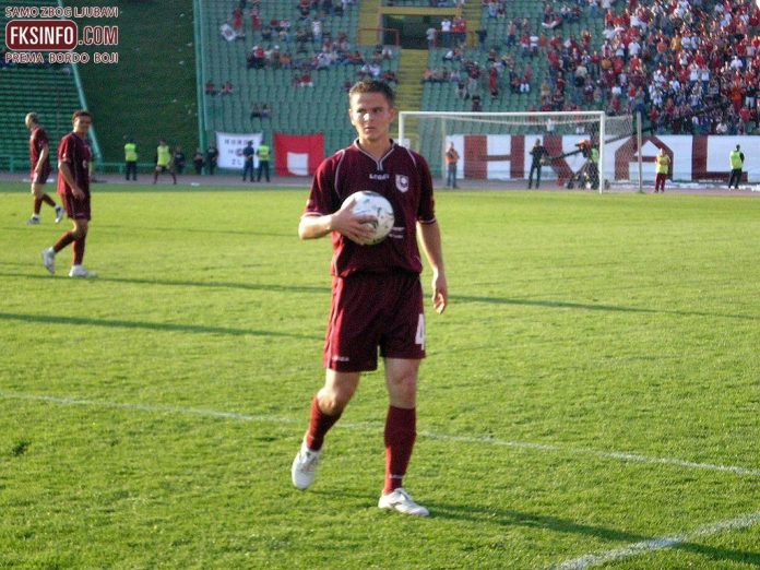 Bivši fudbaler Sarajeva doživio moždani udar, zadržan u bolnici na Bivsi Fudbaler Sarajeva Dozivio Mozdani Udar Zadrzan U Bolnici Na