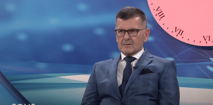 Video Dzemidzicu Postavljeno Pitanje O Sudijama Koji Pomazu Borcu Klubovi
