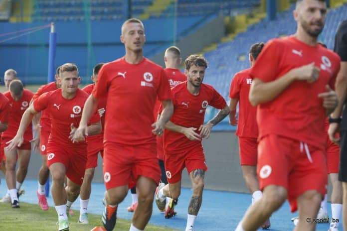 Trojac ponovo aktivira Velež? Trojac Ponovo Aktivira Velez