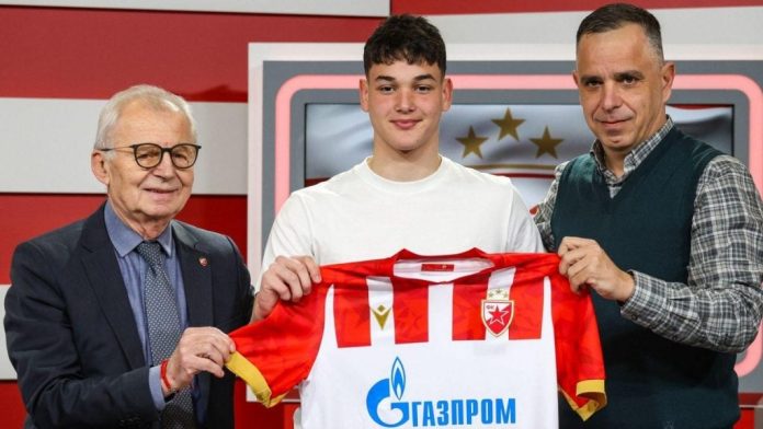 Crveno beli potpisali ugovor sa mladim golmanom Crveno Beli Potpisali Ugovor Sa Mladim Golmanom