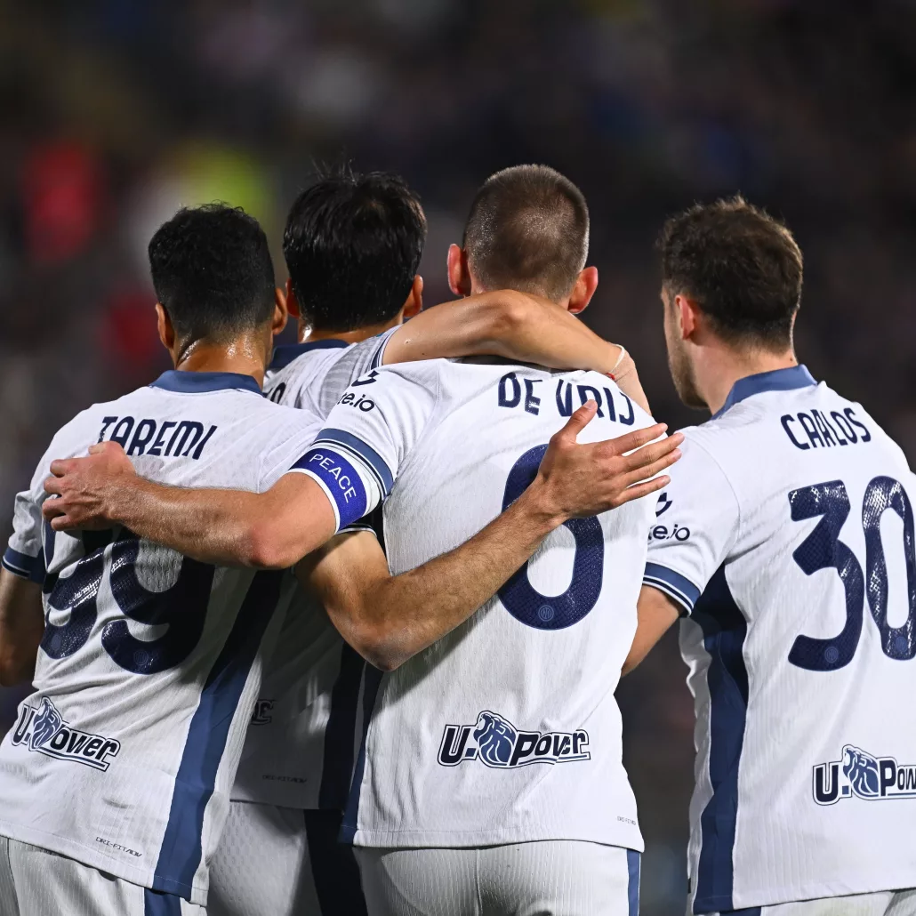 Inter svrgnut sa trona: Napoli šampion Italije posle "mrtve trke" do samog kraja, majstorija Mektomineja (VIDEO)