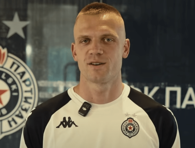 Kapiten Napusta Crno Bele Sportske Novosti