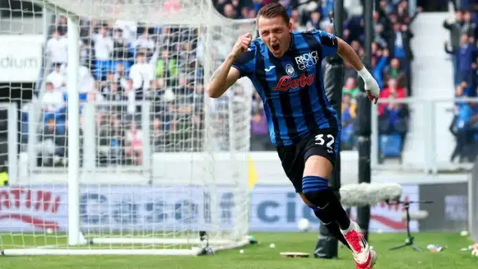 KAD NOVAC DIKTIRA IGRU: Najbolji strelac Serije A šokirao transferom Kad Novac Diktira Igru Najbolji Strelac Serije A Sokirao Transferom