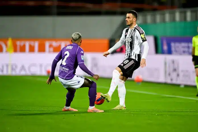 Filip Kostić na meti Zvezde, otvorila se opcija da ostane
