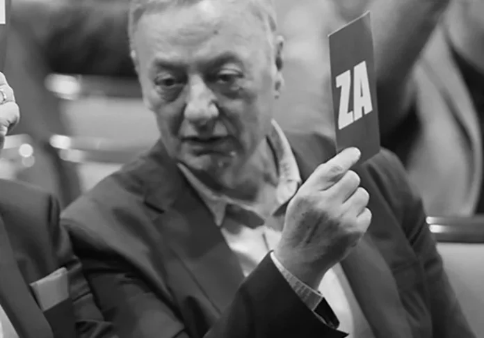 69d76dca-5668-44a3-a0b8-423f9d5af17e-668824226-1544147927716708-509774054678260853-n-preview.jpg