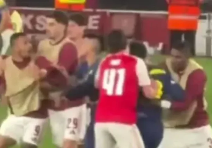 69fc2aa5-ea90-4c7e-8df0-45149d5af17e-arsenal-preview.JPG