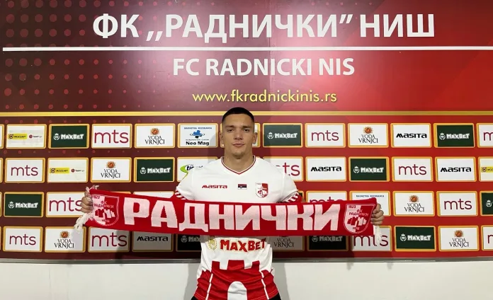 Bivši fudbaler Partizana potpisao za Radnički iz Niša!